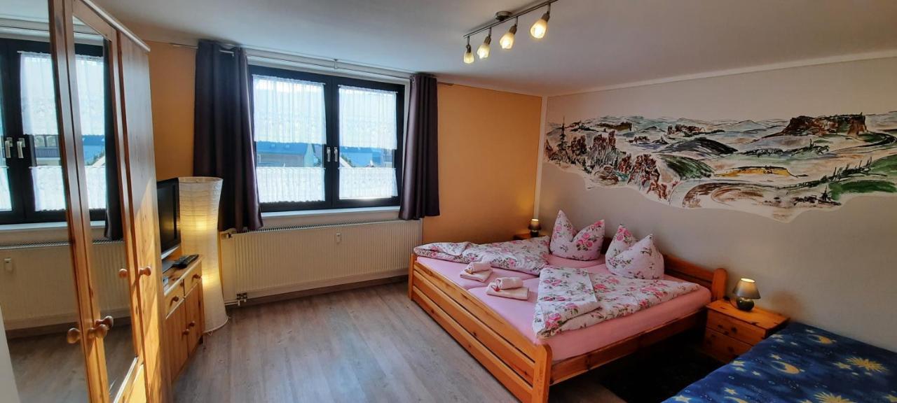 Ferienhaus Und Ferienwohnung Buettner Rathmannsdorf Екстериор снимка